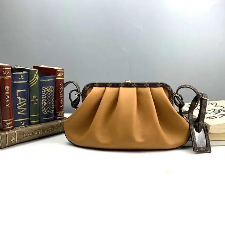 Fashionrepsfam ru 20B570263 Bags LV 0805